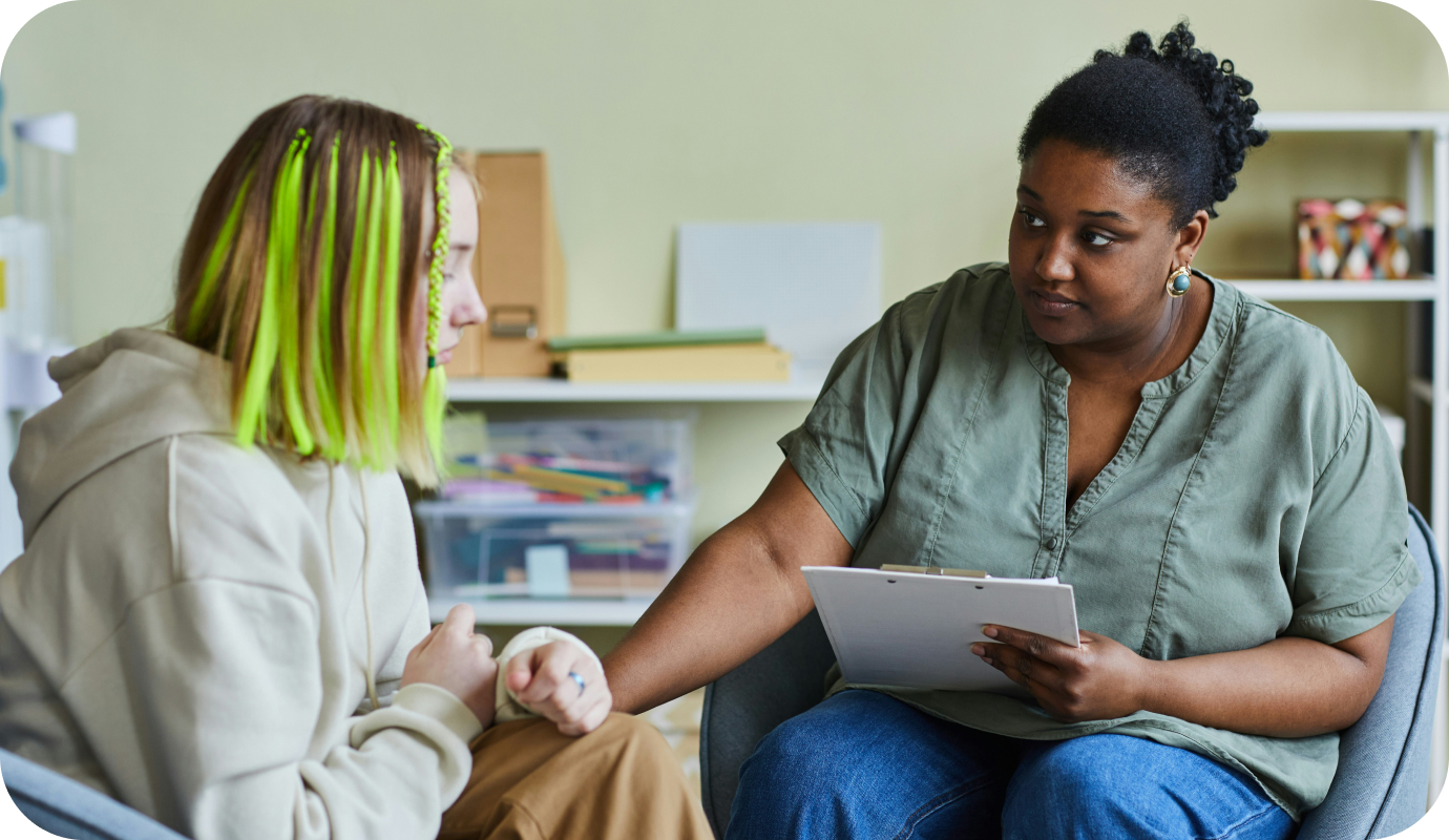 A social work student and her mentor discuss the average salary for licensed clinical social workers